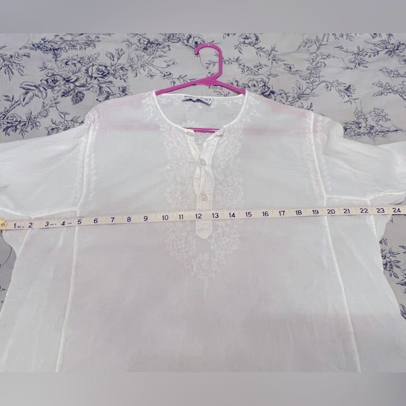 White Cloud White top with button up front; long sleeves; Women’s size Large - Picture 8 of 9